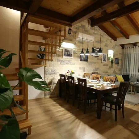 Hotel Larus, 4 Stars, Jacuzzi, 100 M2